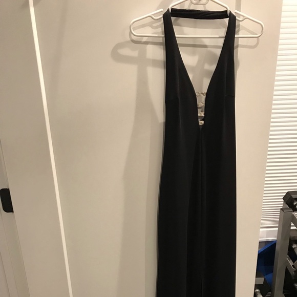 Black evening gown- worn once, perfect condition. - Picture 2 of 6